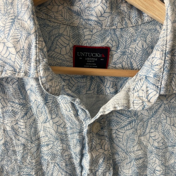 Untuckit button down - Picture 2 of 2